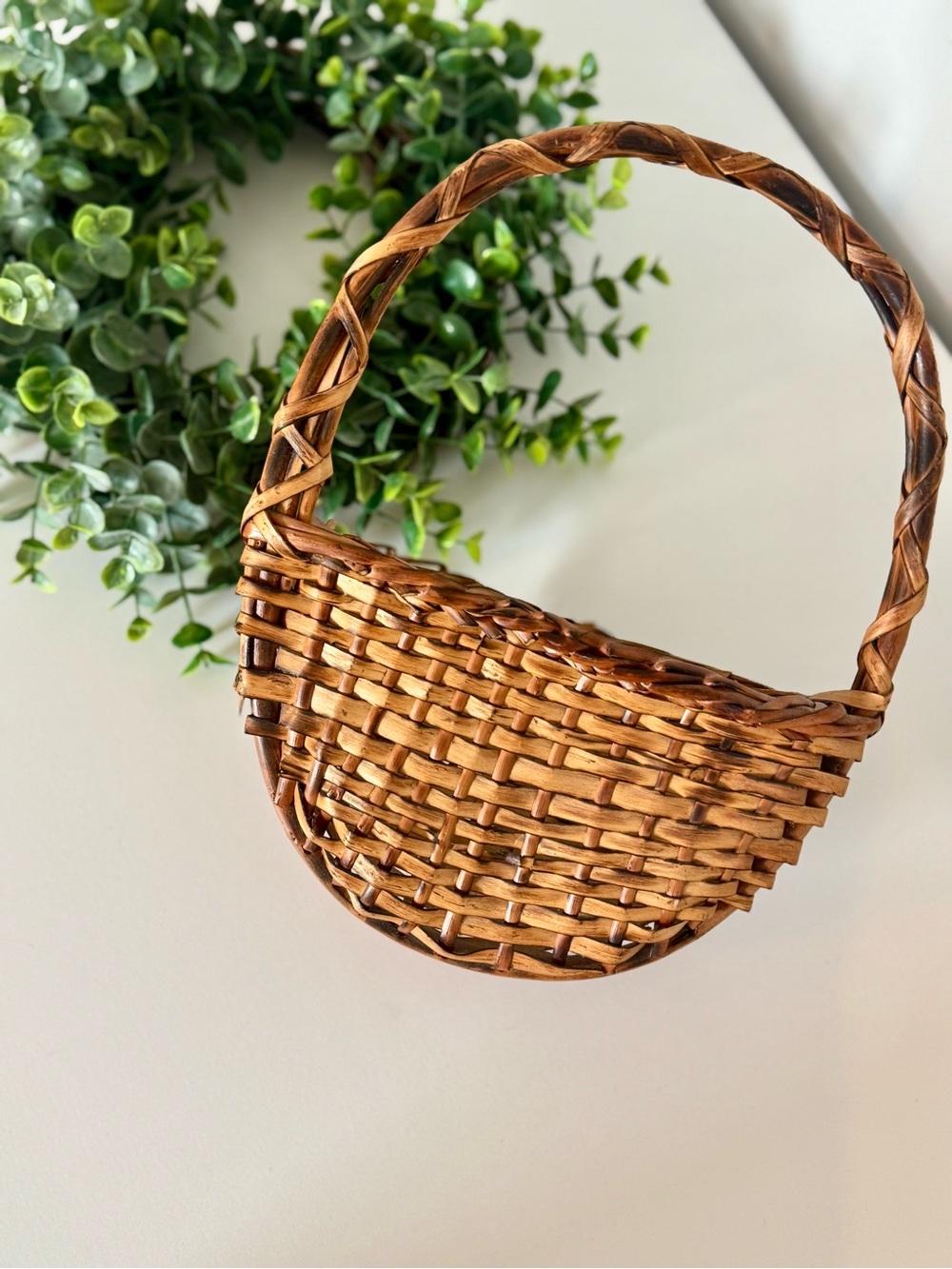Vintage Woven Rattan Basket Purse with Removeable Dark Green Velvet Bow - Picture 3 of 5
